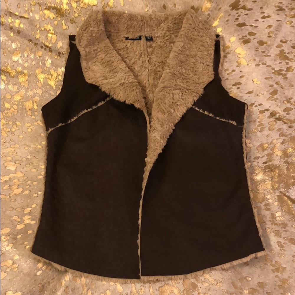A.N.A. Brown suede vest with Sherpa lining